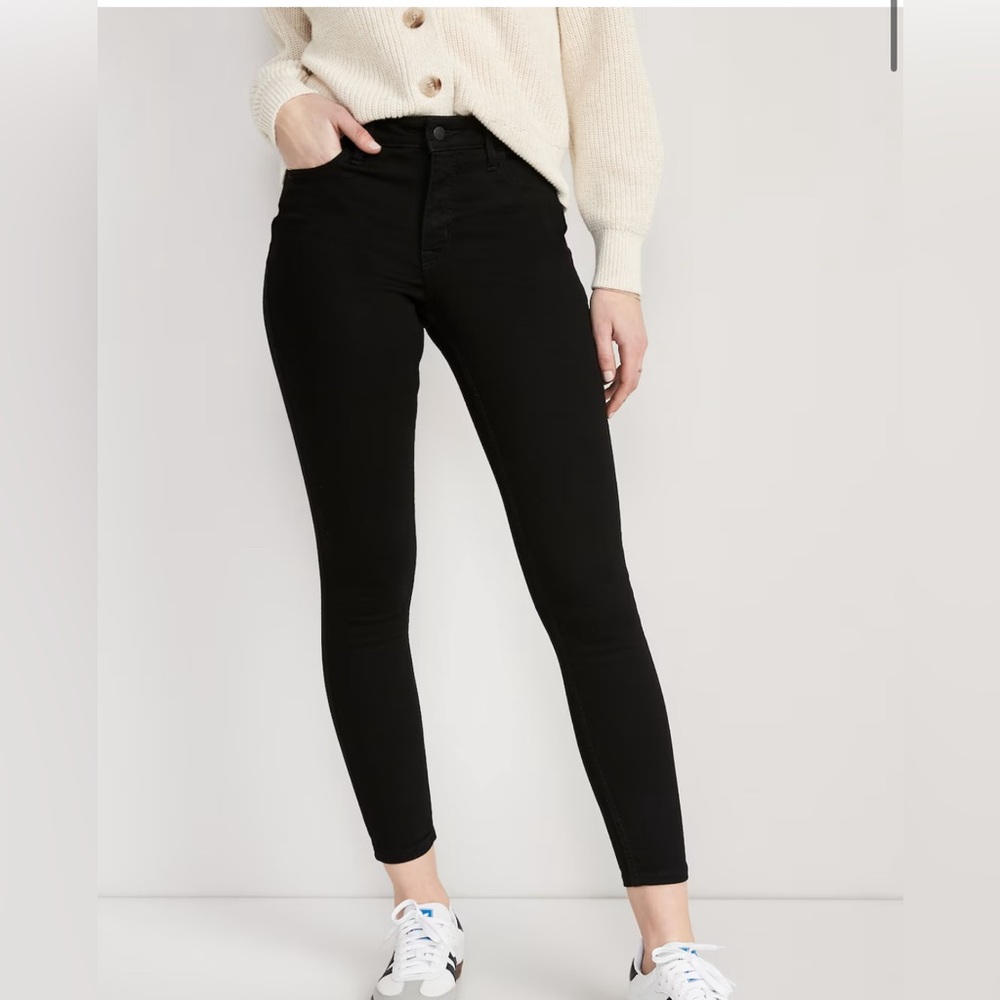 Old Navy High-Waisted Rockstar Super-Skinny Jeans, Black Jack, Size 4, NWT!